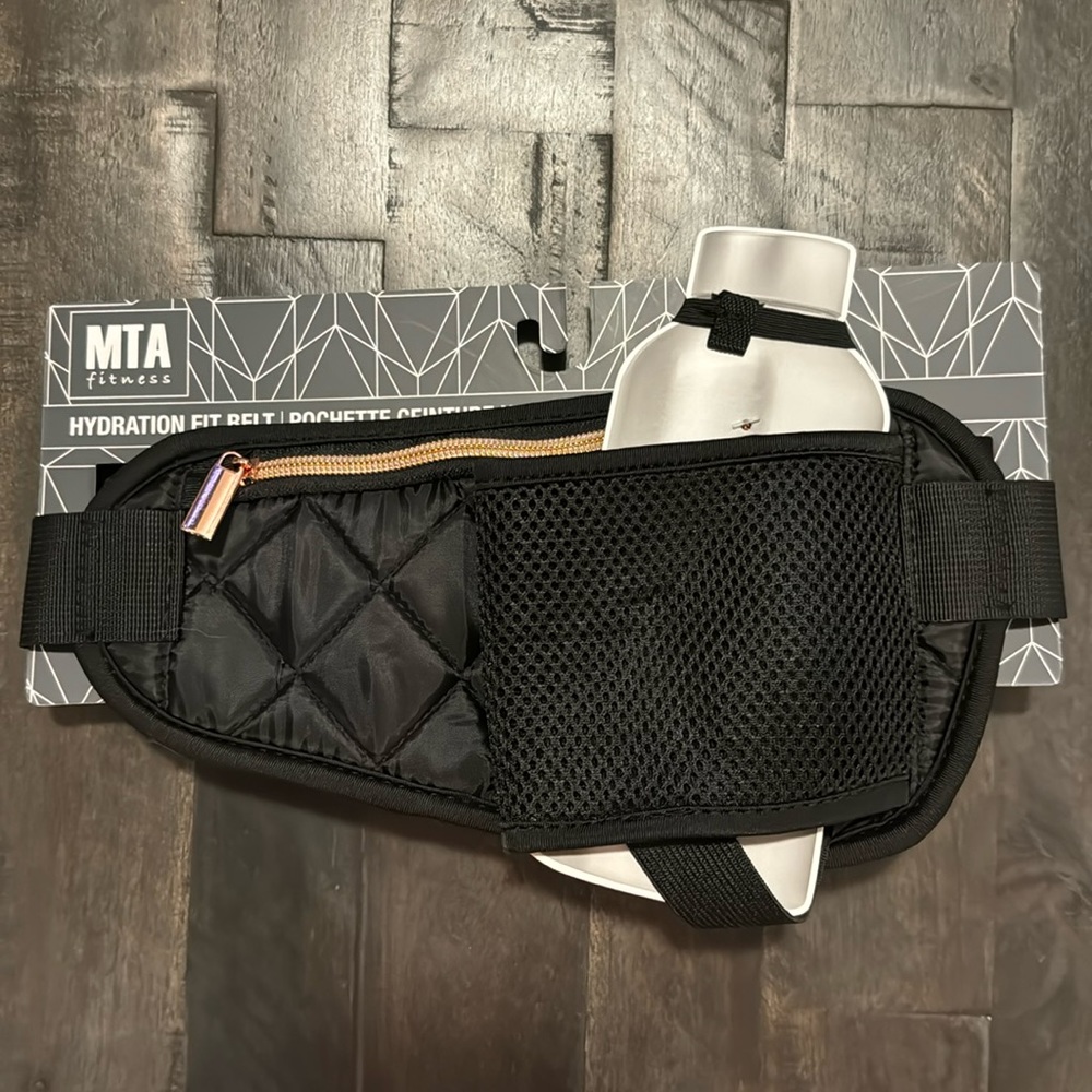 NWT Hydration Fit Belt